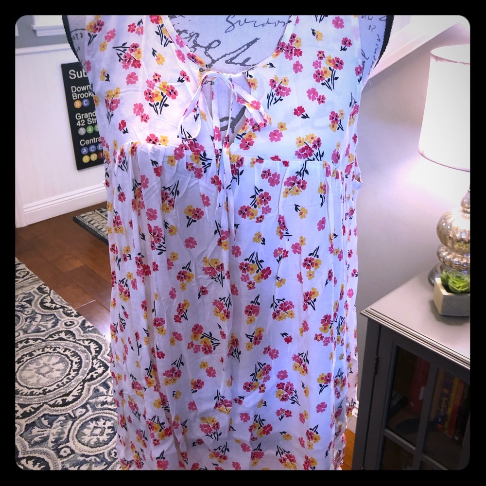 Pretty GAP flowy boho tank